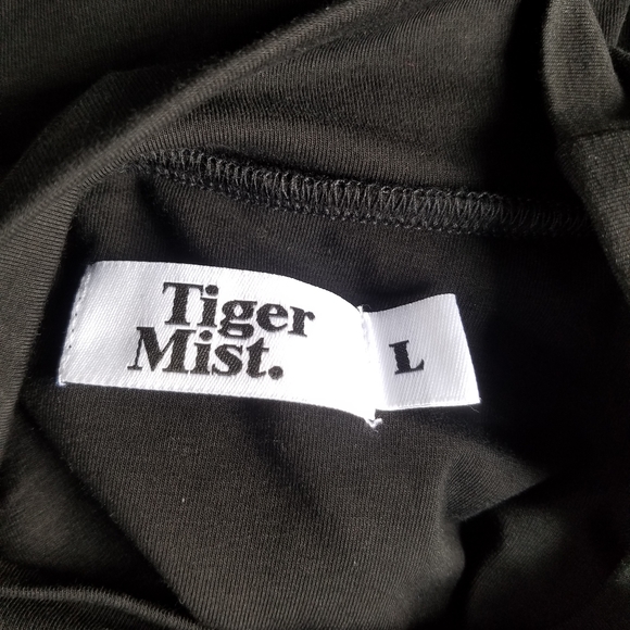 Tiger mist black Becca top Large but fits like S/M - Picture 6 of 7